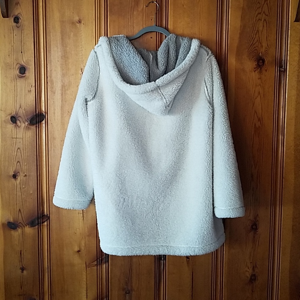 White Cozy Robe/Jacket - Picture 2 of 2